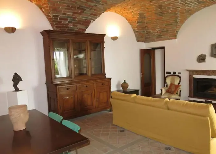 Prázdninový dům Casa Serra Montegrosso dʼAsti